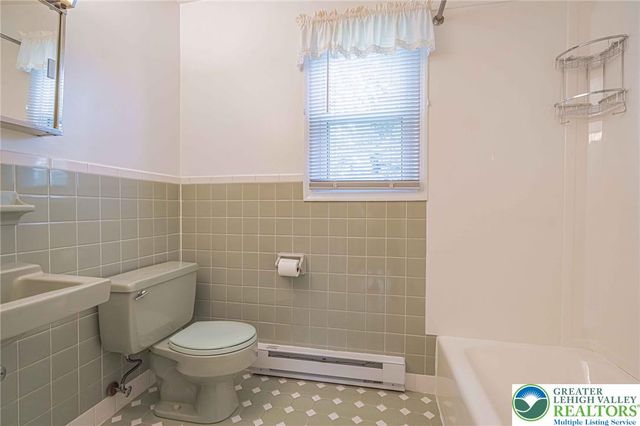 26 Russet Drive, Easton, PA 18045