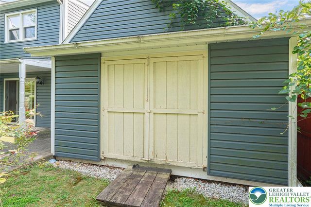 26 Russet Drive, Easton, PA 18045