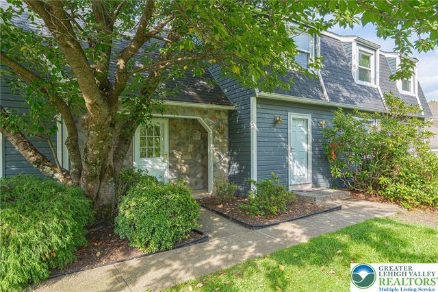 26 Russet Drive, Easton, PA 18045