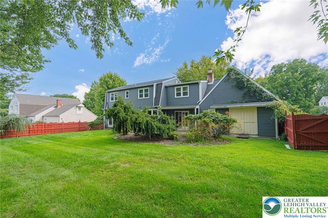 26 Russet Drive, Easton, PA 18045