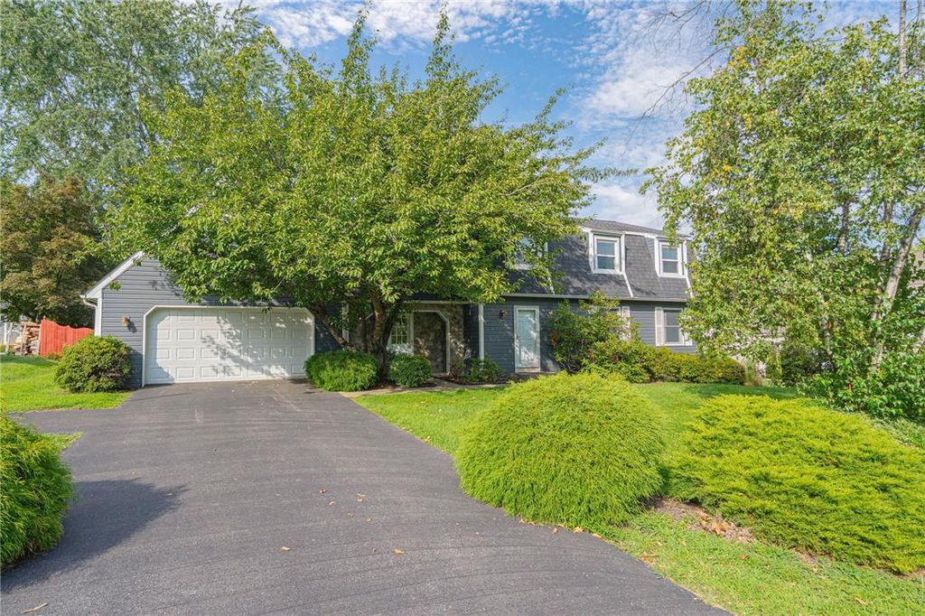 26 Russet Drive, Easton, PA 18045