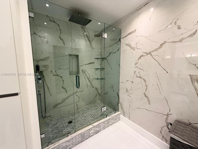 18041 BISCAYNE BLVD PH01, Aventura, FL 33160