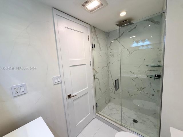 18041 BISCAYNE BLVD PH01, Aventura, FL 33160
