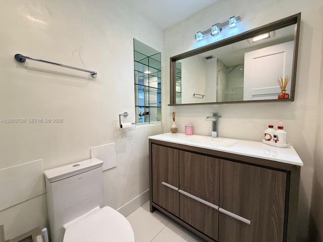 18041 BISCAYNE BLVD PH01, Aventura, FL 33160
