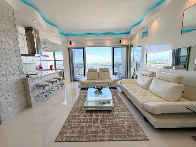 18041 BISCAYNE BLVD PH01, Aventura, FL 33160