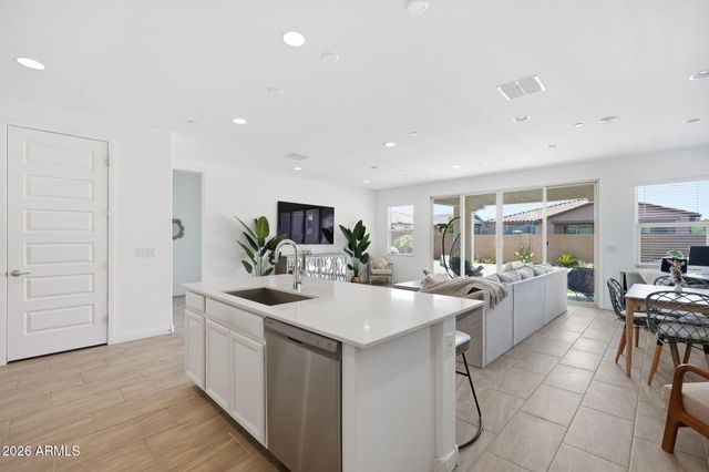 9847 E TILLMAN Avenue, Mesa, AZ 85212