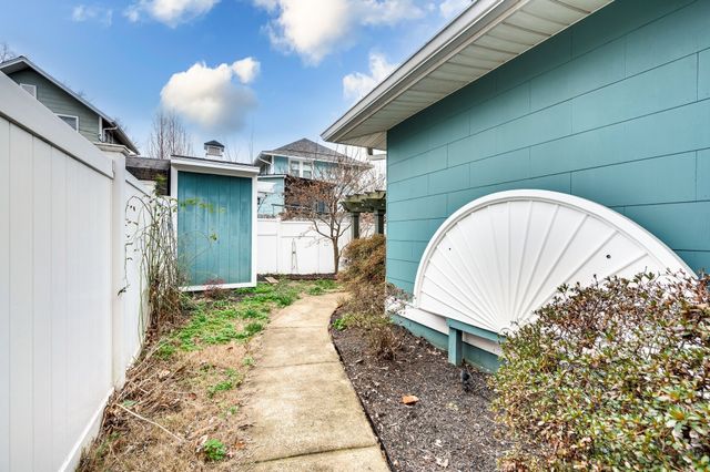 1305 Clarke St, Old Hickory, TN 37138