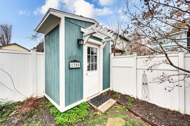 1305 Clarke St, Old Hickory, TN 37138