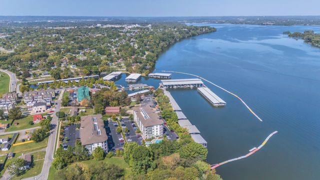 1305 Clarke St, Old Hickory, TN 37138