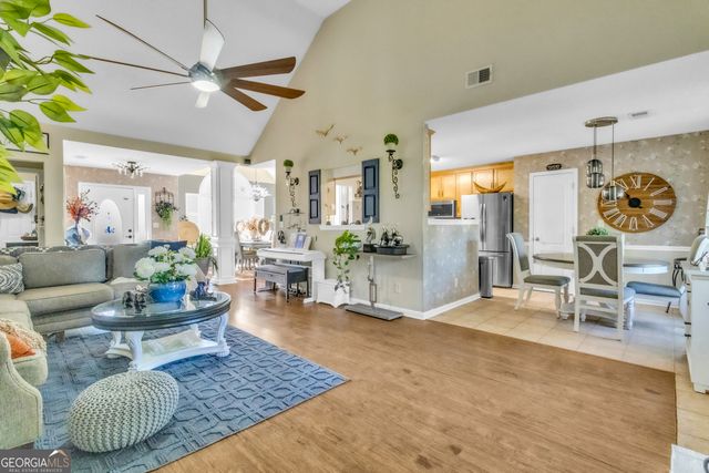3021 Lincoln Log Way, Mcdonough, GA 30252