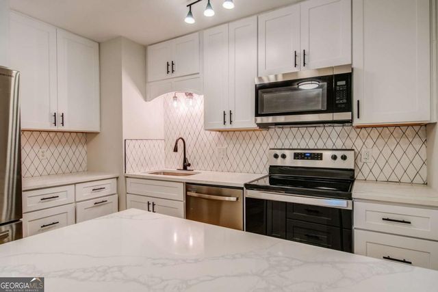 4734 N Springs Road NW, Kennesaw, GA 30144