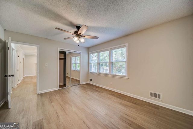 4734 N Springs Road NW, Kennesaw, GA 30144