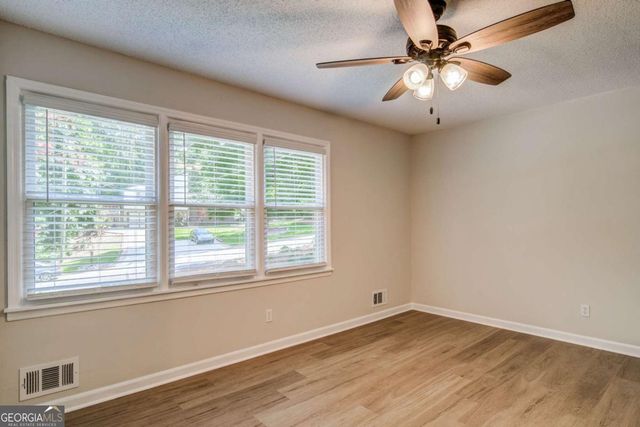 4734 N Springs Road NW, Kennesaw, GA 30144