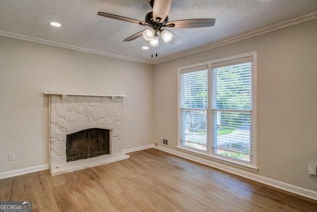 4734 N Springs Road NW, Kennesaw, GA 30144