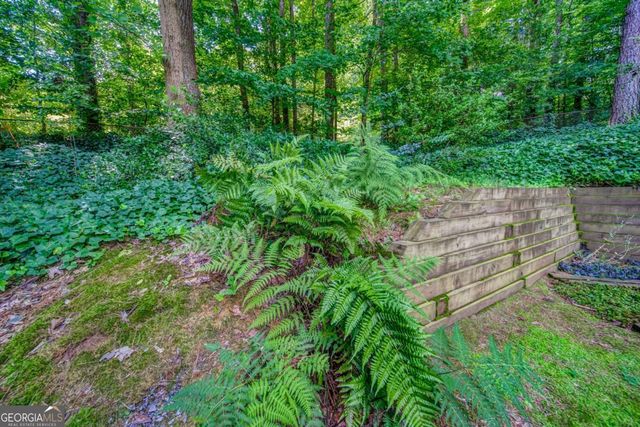 4734 N Springs Road NW, Kennesaw, GA 30144