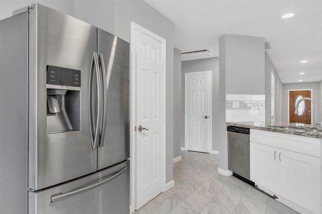 6923 Creek Village Drive, Katy, TX 77449