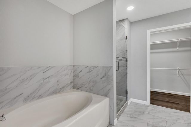 6923 Creek Village Drive, Katy, TX 77449