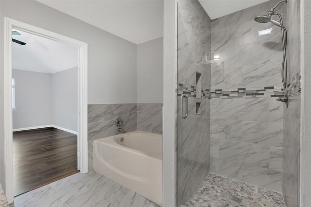 6923 Creek Village Drive, Katy, TX 77449