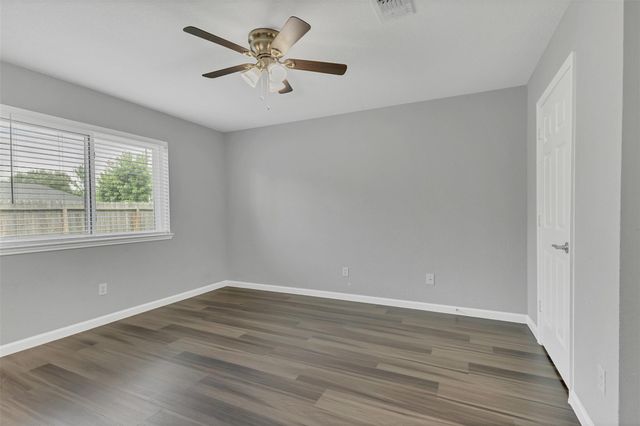 6923 Creek Village Drive, Katy, TX 77449