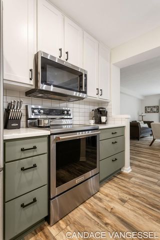 699 Sun Chase Drive, Park Twp, MI 49424