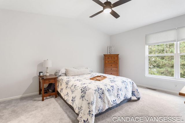 699 Sun Chase Drive, Park Twp, MI 49424