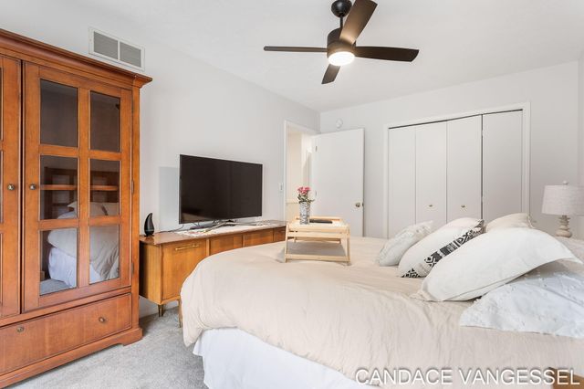 699 Sun Chase Drive, Park Twp, MI 49424