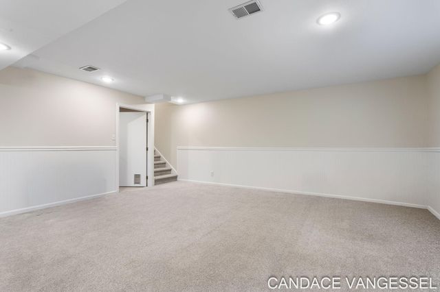 699 Sun Chase Drive, Park Twp, MI 49424