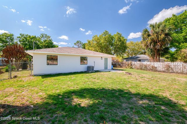 124 Tucson Road SW, Palm Bay, FL 32908