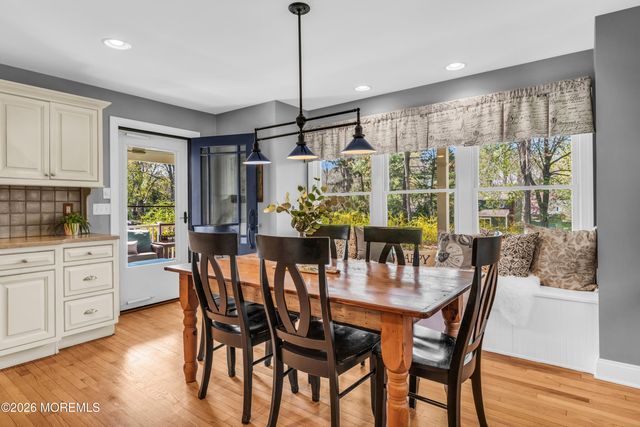 110 Augusta Drive, Lincroft, NJ 07738