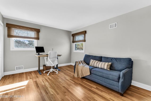 110 Augusta Drive, Lincroft, NJ 07738