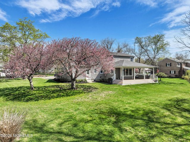 110 Augusta Drive, Lincroft, NJ 07738