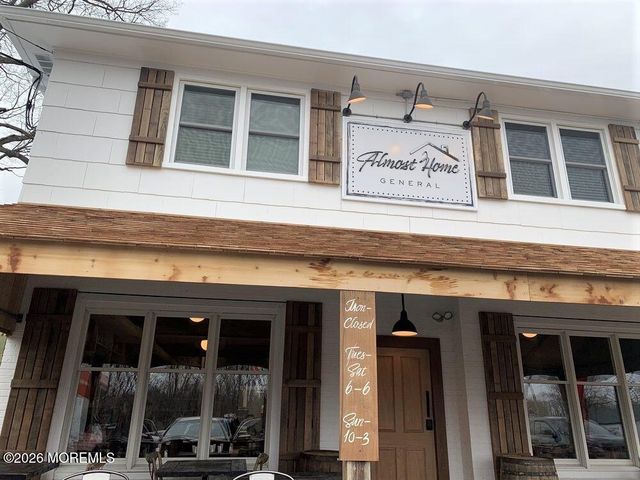 110 Augusta Drive, Lincroft, NJ 07738