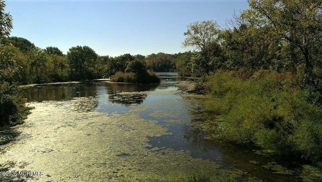 110 Augusta Drive, Lincroft, NJ 07738