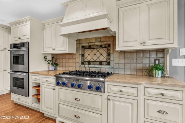 110 Augusta Drive, Lincroft, NJ 07738