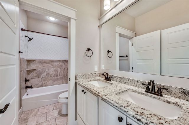 4400 Toddington Lane, College Station, TX 77845