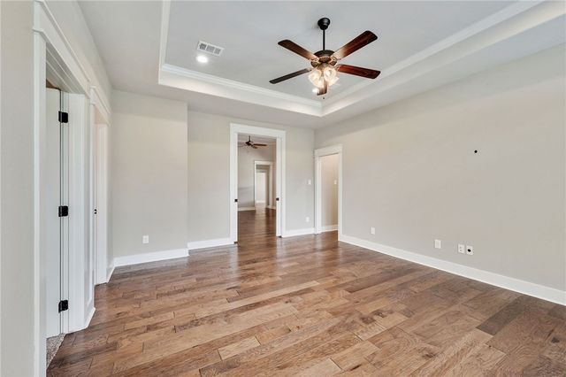 4400 Toddington Lane, College Station, TX 77845