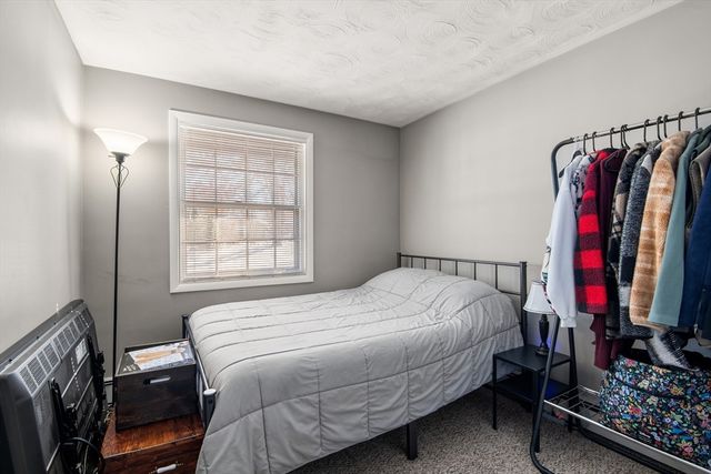 101 Regent Rd, Brockton, MA 02302