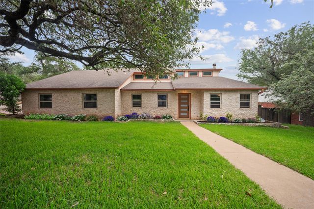 10511 Tweedsmuir DR, Austin, TX 78750