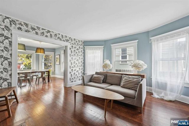17 Oxford Street 1, Montclair, NJ 07042
