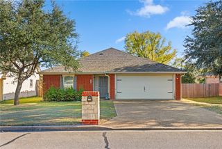3156 Lippizan Street, Robinson, TX 76706