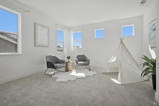 1588 Nightfall Ln, Fairfield, CA 94533