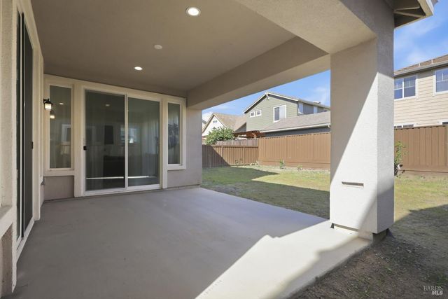 1588 Nightfall Ln, Fairfield, CA 94533