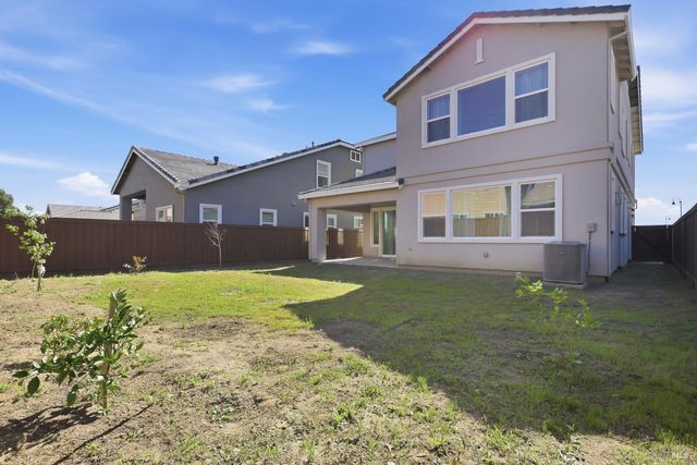1588 Nightfall Ln, Fairfield, CA 94533