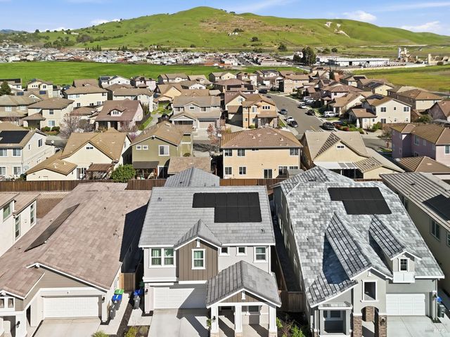 1588 Nightfall Ln, Fairfield, CA 94533