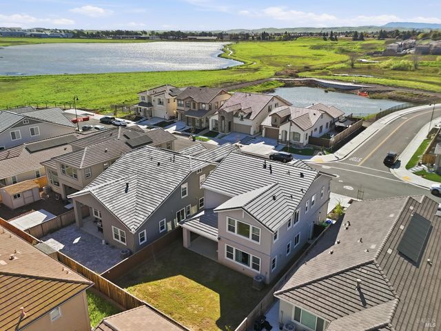 1588 Nightfall Ln, Fairfield, CA 94533