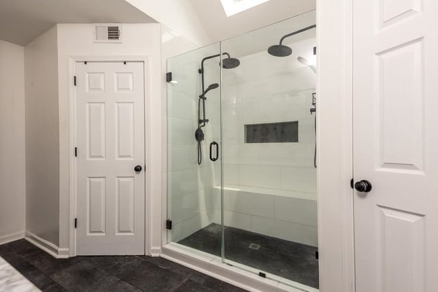 8672 CEDAR FARMS DR, Memphis, TN 38016