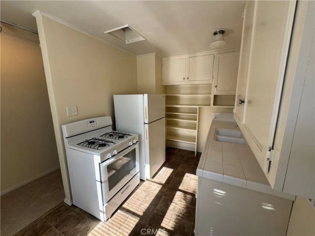 569 Blumont, Laguna Beach, CA 92651