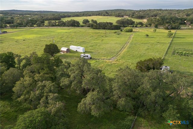 3411 Mail Route Road, Fischer, TX 78623