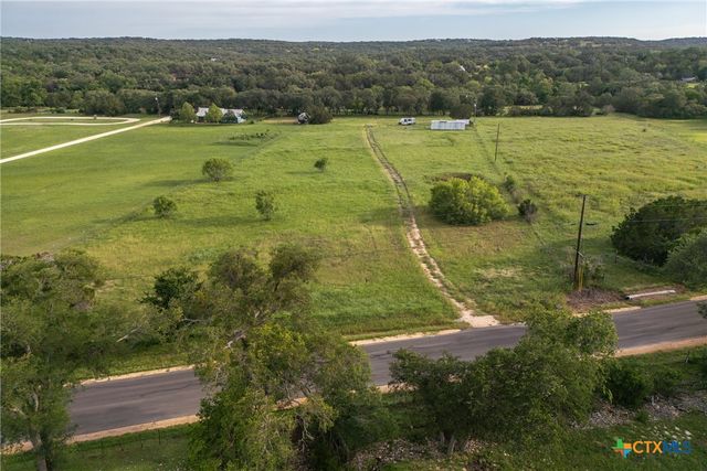 3411 Mail Route Road, Fischer, TX 78623