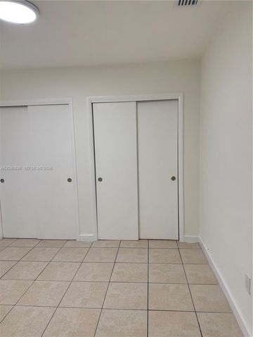 2540 NE 181st Street 2542, North Miami Beach, FL 33160
